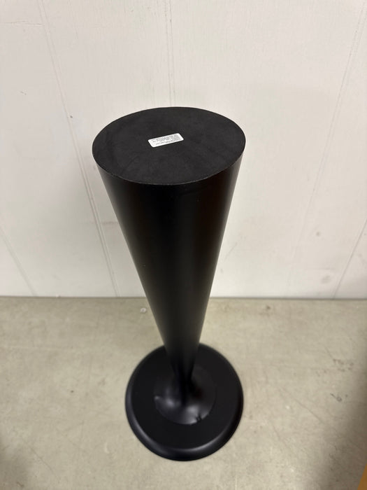 Better Homes & Gardens Truitt Drink Table, Black - new