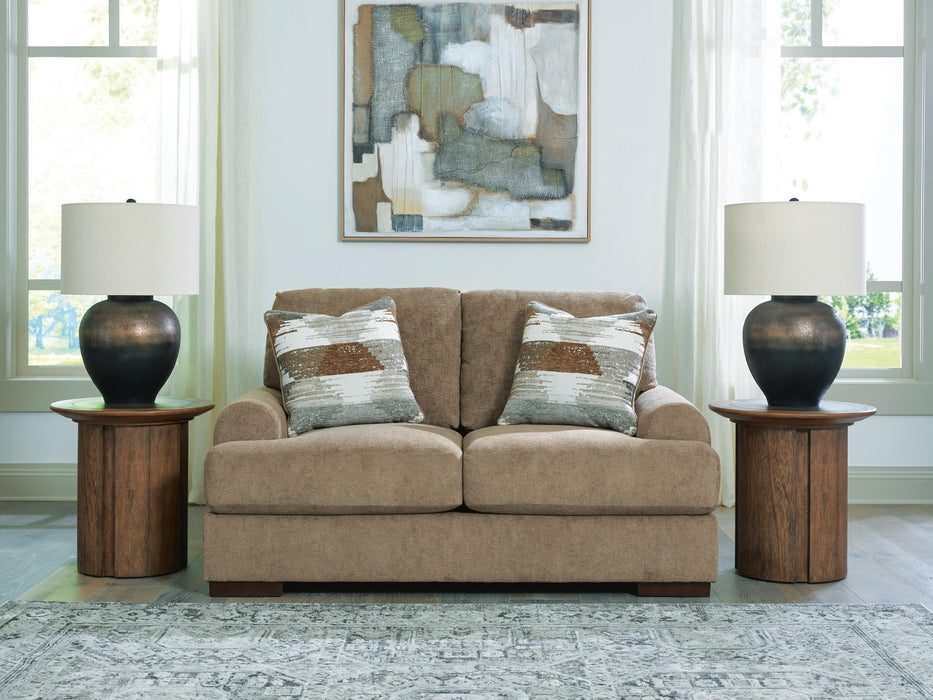Nolenburg Pecan Loveseat
