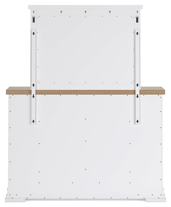 Ashbryn White/Natural Ashbryn Dresser and Mirror