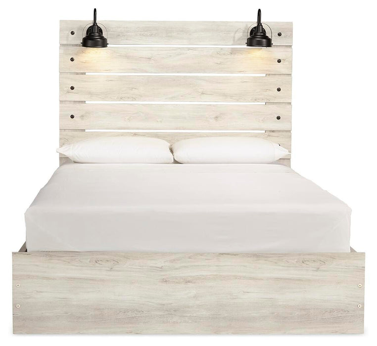 Cambeck Whitewash Cambeck Queen Panel Bed with 4 Storage Drawers
