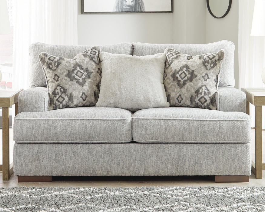 Mercado Pewter Loveseat