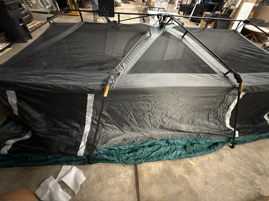 Member's Mark 12-Person Instant Cabin Tent with LED Lighting - new