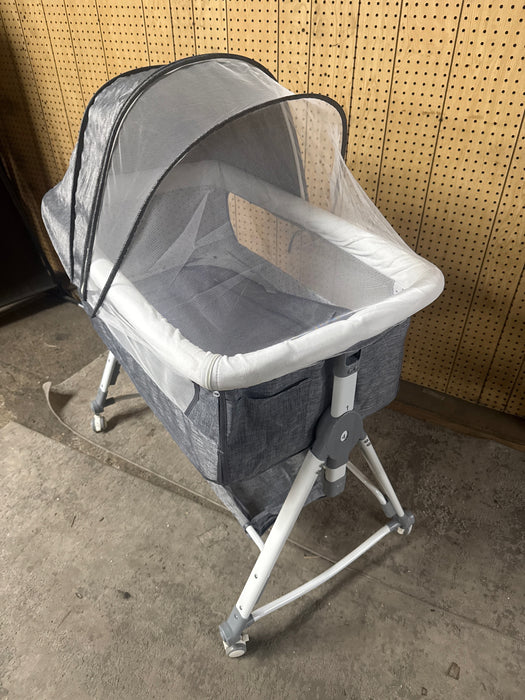 XunKA 4 in 1 Infant Baby Bassinet with Mosquito Net and Storage Rack,Adjustable Height,Gray. - new