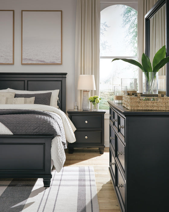 Lanolee Black Lanolee California King Panel Bed with Mirrored Dresser and Nightstand