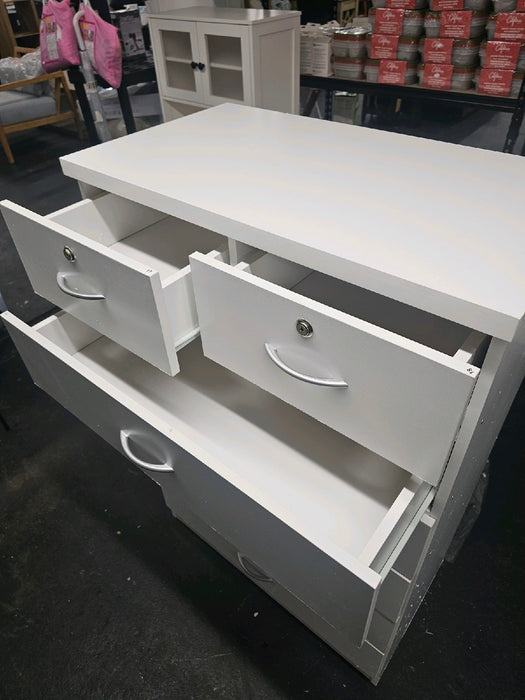 HODEDAH 7 Drawer Wood Dresser for Bedroom, 31.5 inch Wide Chest of Drawers, with 2 Locks on the Top Drawers, Storage Organization Unit for Clothing, White - new