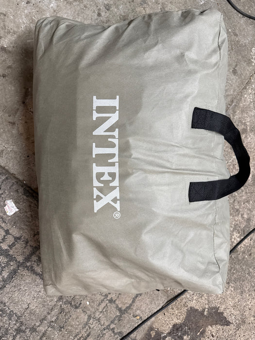 Intex Sierra K2 2-Person inflatable kayak with accessory kit, oars and hand pump - use_like_new