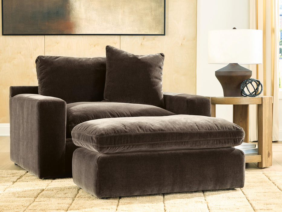 Maxton Heights Bittersweet Maxton Heights Oversized Chair and Ottoman