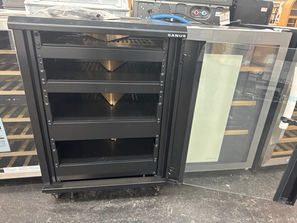 Sanus - Component 100 Series 15U A/V Rack - Black - display_model