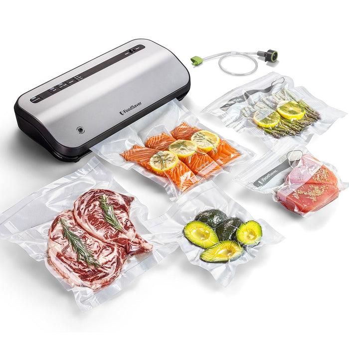 FoodSaver 14-Piece Starter Kit with Vacuum Seal Roll and Bags - new