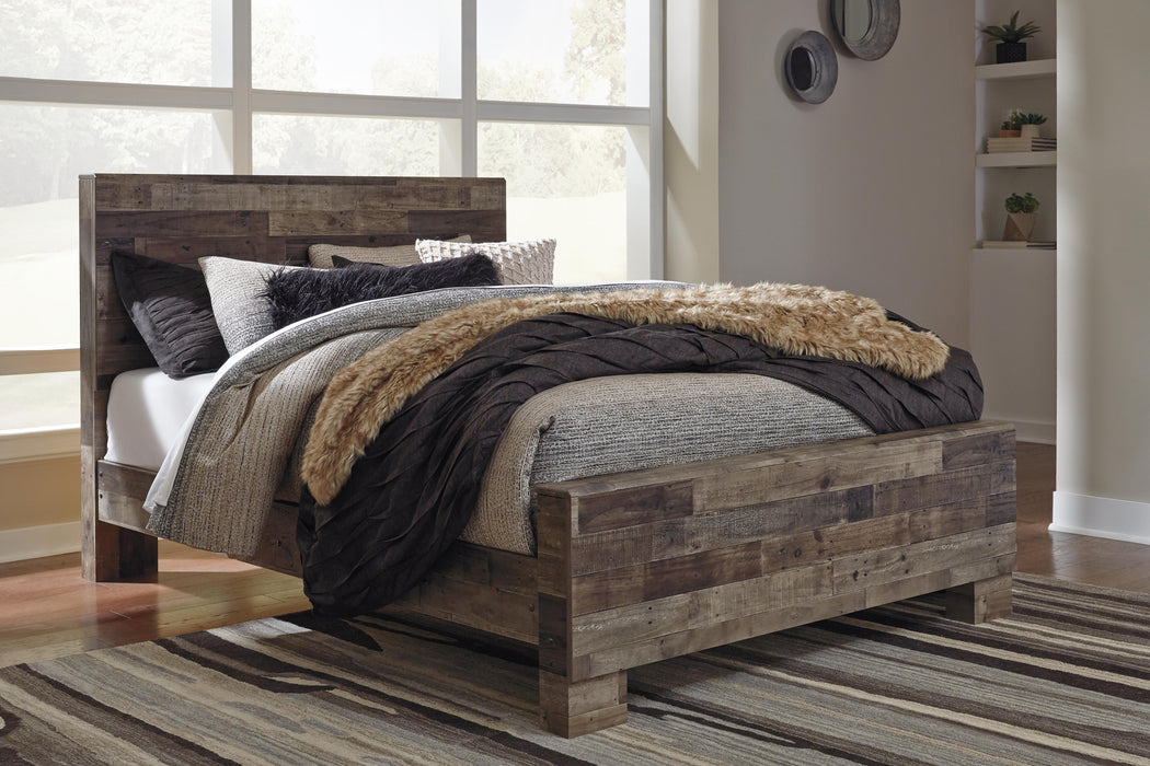 Derekson Multi Gray Derekson Queen Panel Bed
