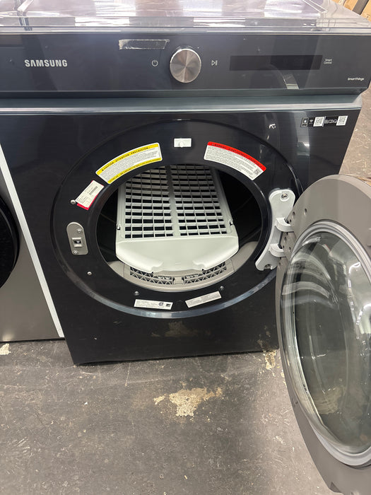 Samsung - BESPOKE 7.6 Cu. Ft. Stackable Smart Electric Dryer with Steam and AI Optimal Dry - Brushed Navy - Open Box - fair - new