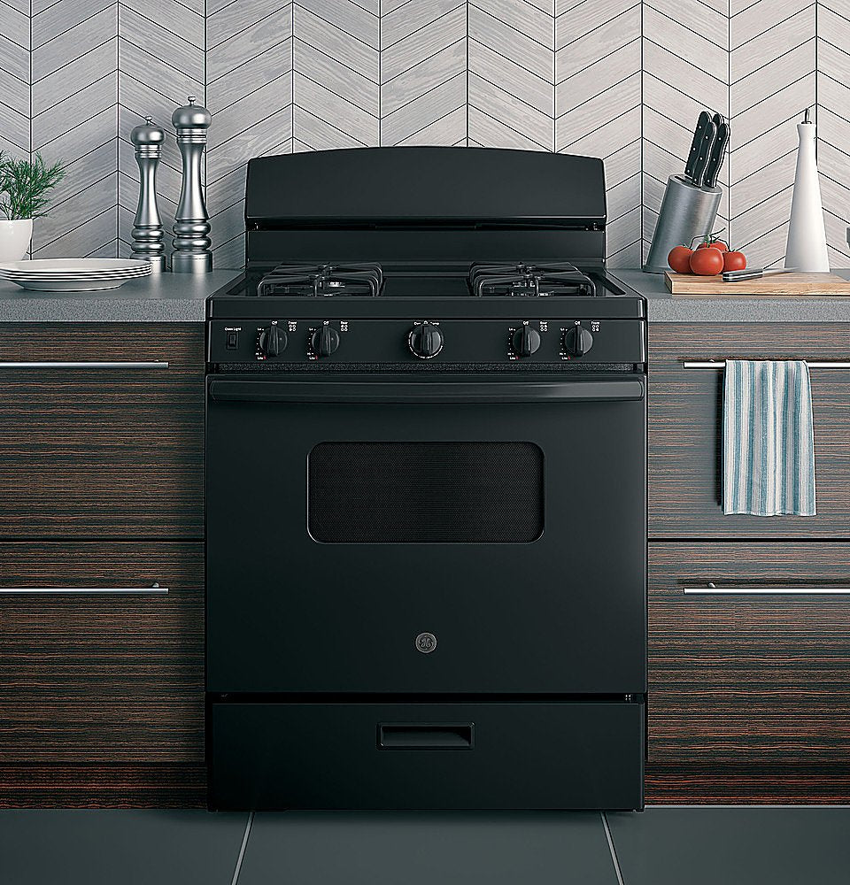 GE - 4.8 Cu. Ft. Freestanding Gas Range - Black - display_model