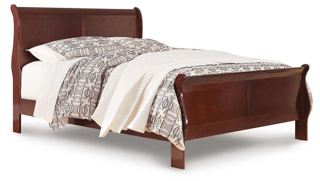 Alisdair Reddish Brown Alisdair King Sleigh Bed