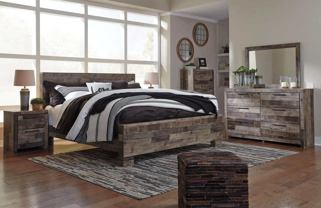 Derekson Multi Gray Derekson King Panel Bed with Mirrored Dresser, Chest and Nightstand