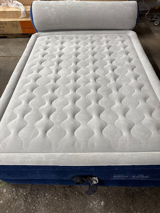 Intex Headboard 18" Queen Dura-Beam Deluxe Raised Air Bed Mattress with Built-in Pump - use_like_new