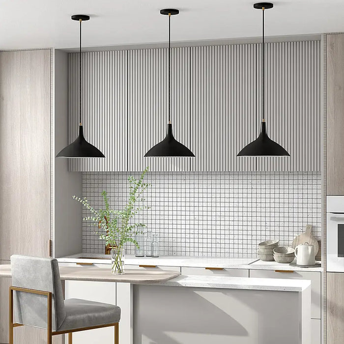 Camden&Wells - Barton Metal Pendant - Matte Black/Brass - new