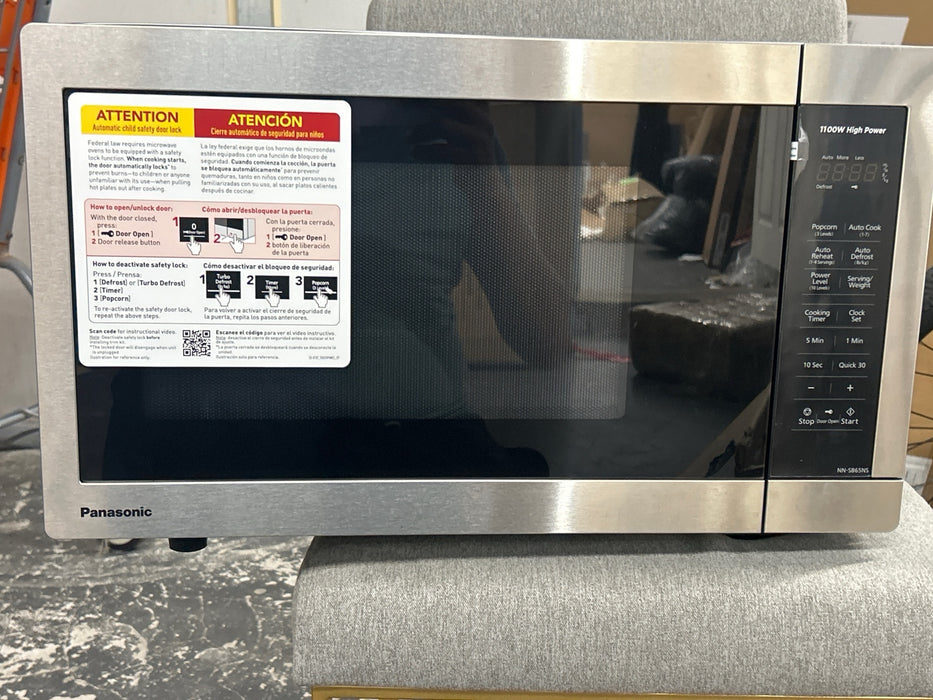 Panasonic 1.3 Cu. ft. Countertop Microwave Oven,1100W, Stainless Steel – NN-SB65NS - new