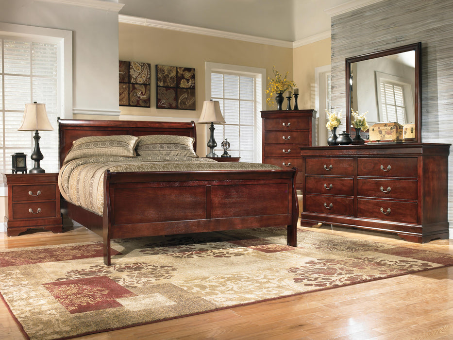Alisdair Reddish Brown Alisdair King Sleigh Bed