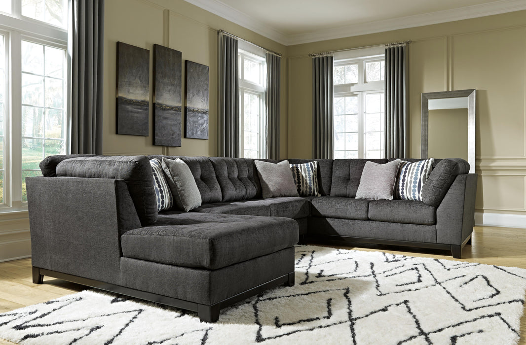 Reidshire Steel Reidshire 3-Piece Sectional with Chaise