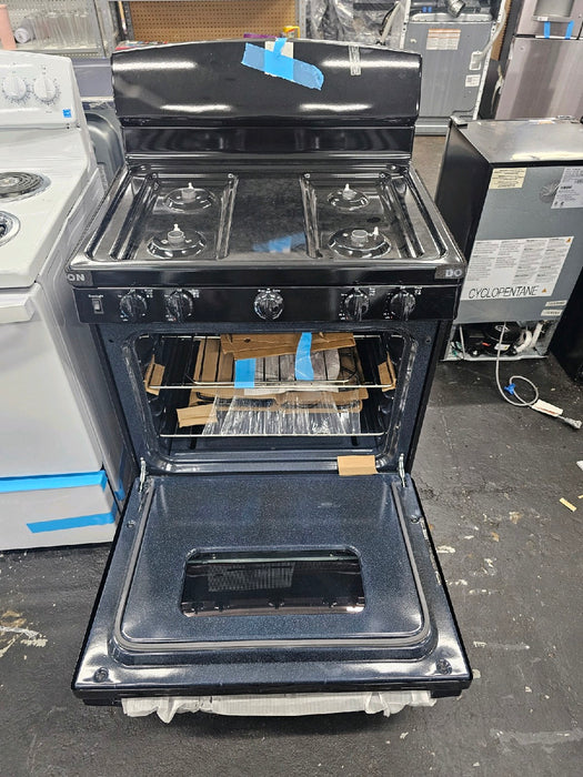 GE - 4.8 Cu. Ft. Freestanding Gas Range - Black - new