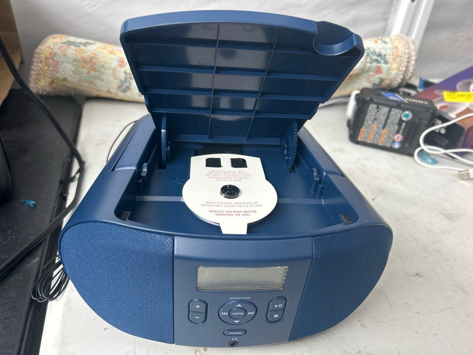 onn. Portable CD Boombox with Digital FM Radio, Navy - new
