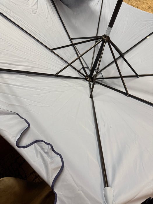 Better Homes & Gardens 9' Blue Scallop Patio Umbrella, Crank Lift and 3 Position Tilt - new